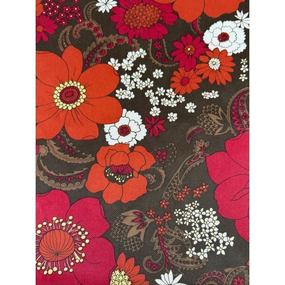 Vintage 1970s Floral Fabric Flower Power Mod MCM Polyester Knit 64x60” Groovy Re
